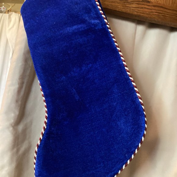 BLUE AND SPARKLING  GOLD TRIMMED OUT CHRISTMAS NEW - Picture 3 of 3